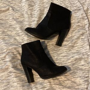 Black heeled booties